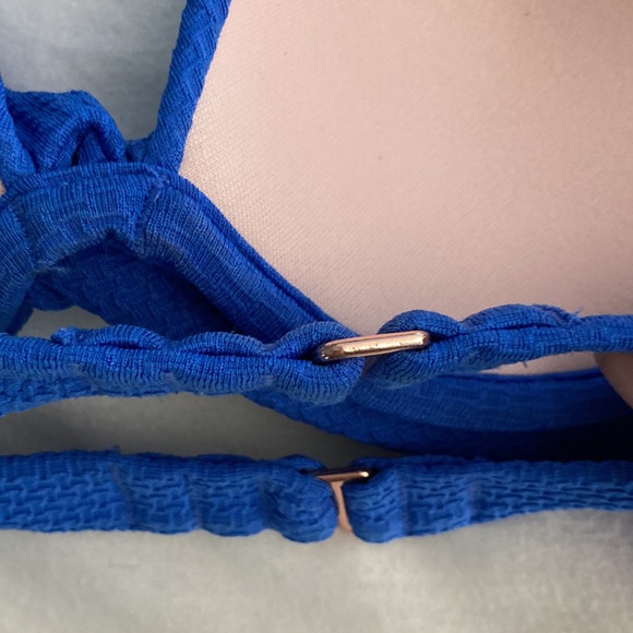 Shade & Shore Cobalt Bathing Suit Top - Picture 5 of 7